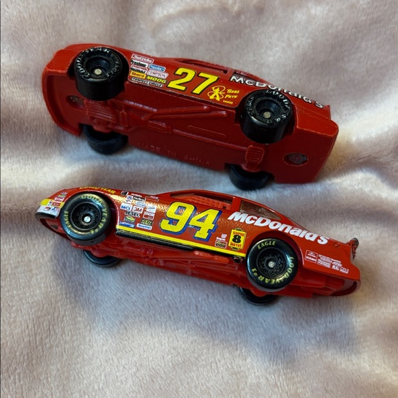 Two Vintage McDonald’s Collectible Die Cast NASCAR Racing Cars 94 & 27 - Picture 9 of 14